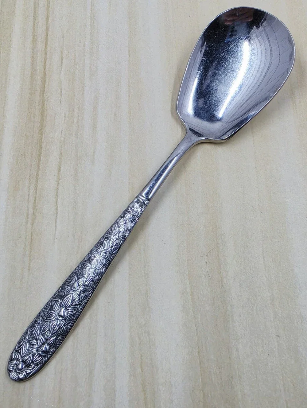 National Silver Narcissus Pattern Stainless Steel 22 Pieces Flatware Korea